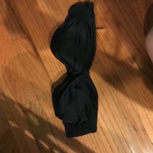 Black strapless bikini top